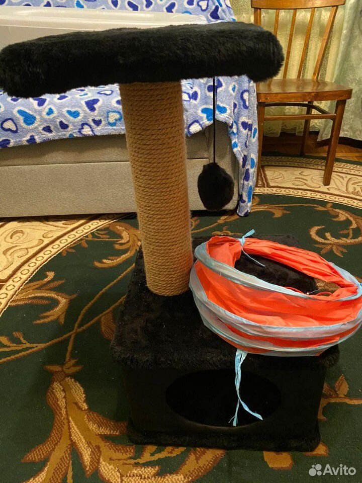 Домик для кошек с когтеточкой купить на Зозу.ру - фотография № 1