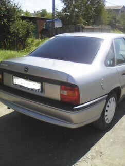 Opel Vectra 1.6 МТ, 1994, седан