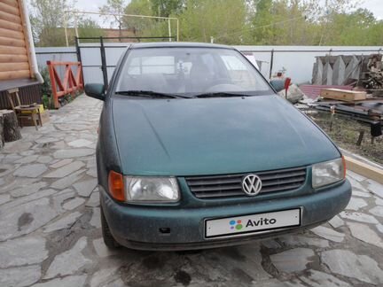 Volkswagen Polo 1.4 AT, 1997, хетчбэк