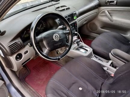 Volkswagen Passat 1.6 AT, 1997, седан