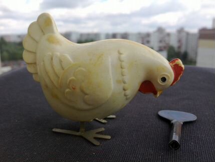 Заводная игрушка курица - СССР