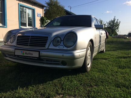 Mercedes-Benz E-класс 3.2 AT, 1997, 100 000 км