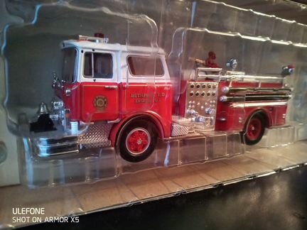 Модель пожарной автомашины
