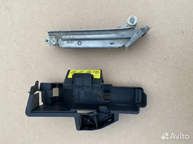 Домкрат оригинальный Audi A6 C6 4F с креплением