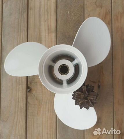 Винт лoдочный