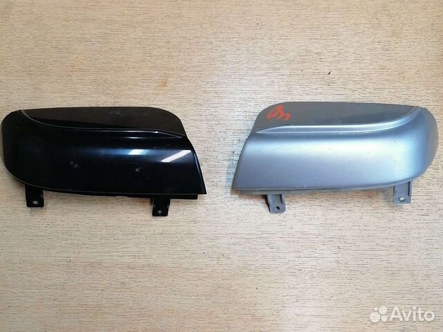 Mitsubishi Pajero 4 Крышка в зеркало нижняя