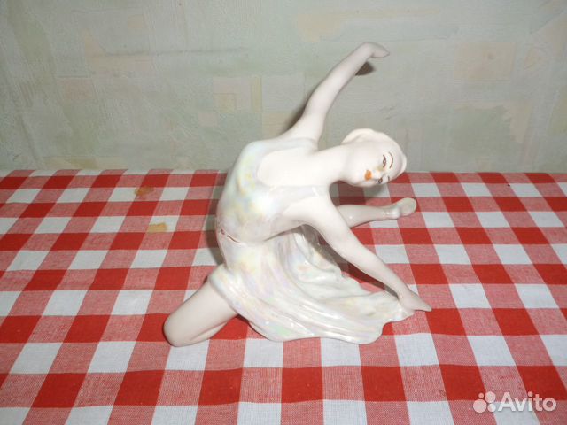 Статуэтка балерина