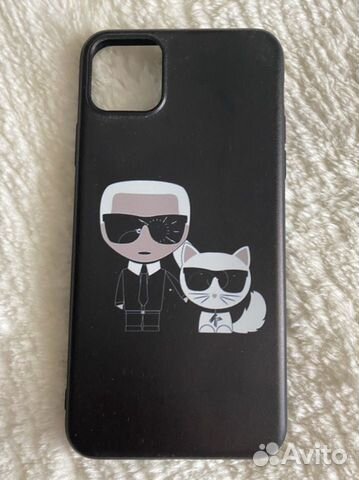 Чехол на iPhone 11