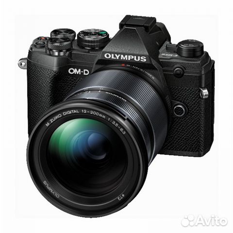 Olympus OM-D EM5 Mark III 12-200 Kit