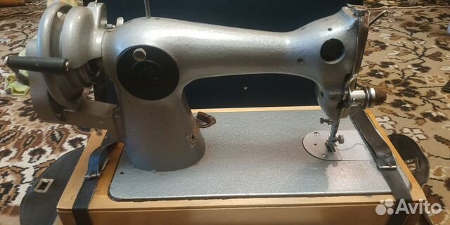 Швейная машина 2М-34 + электро-ножной привод