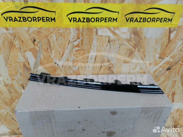 Накладка (молдинг) реш. рад. Renault Arkana