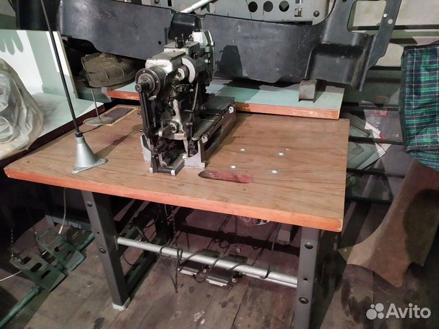 Петельная швейная машина бу