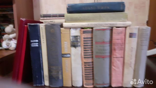 Книги-винтаж + атлас мира, издания СССР