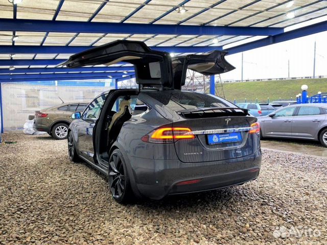 Tesla Model X `2016