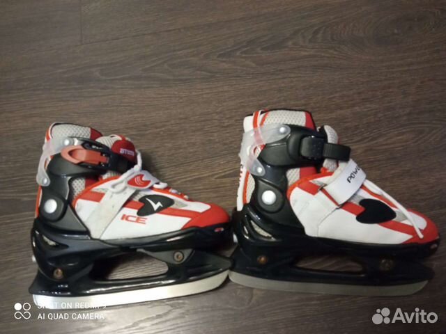 Хоккейные коньки
