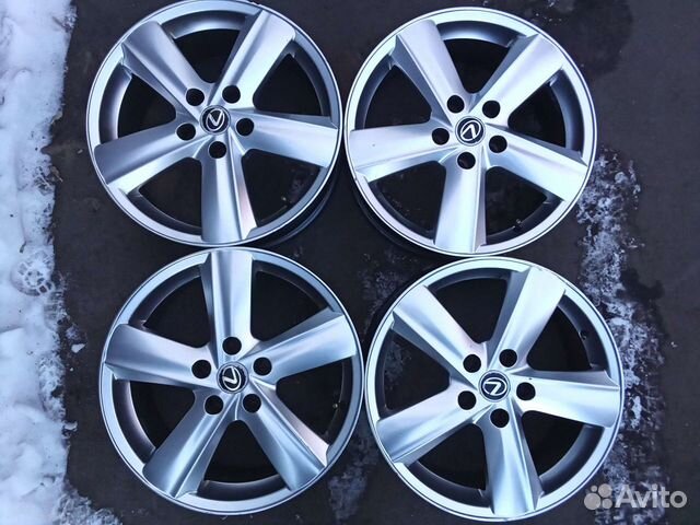Диски R18 5x120 на Лексус LS