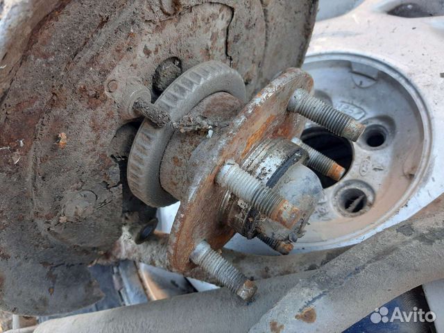 Ступица задняя Ford Taurus 2