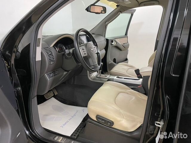 Nissan Pathfinder `2008