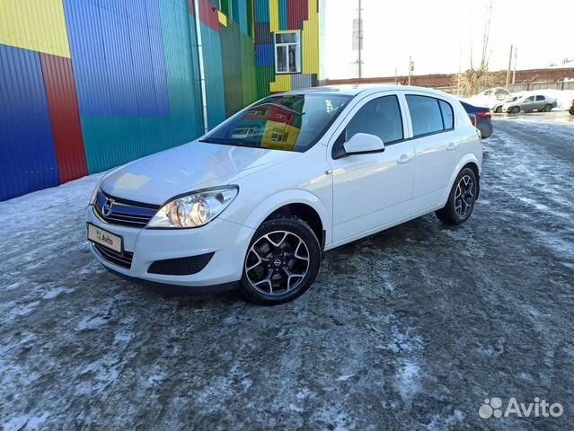 Opel Astra 1.6 МТ, 2013, 97 000 км