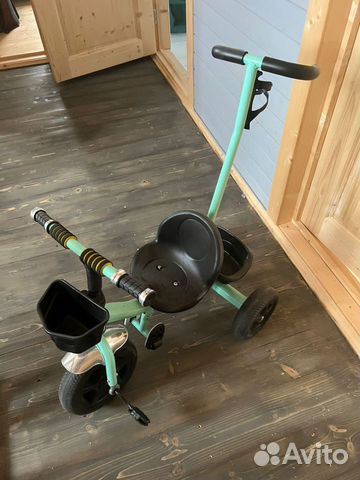 Велосипед с ручкой для ребенка 1-3 года