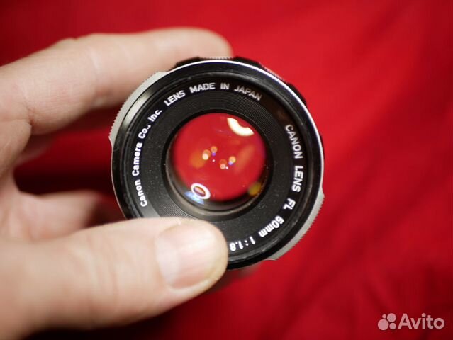 Canon FD canon lens FL 50mm f1,8 светлый полтоситк