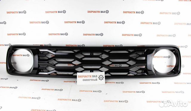 Решетка радиатора Нива 2121 21214 Урбан цепи Новая