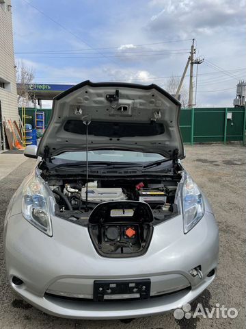 Nissan Leaf ZE0 2011 В разбор