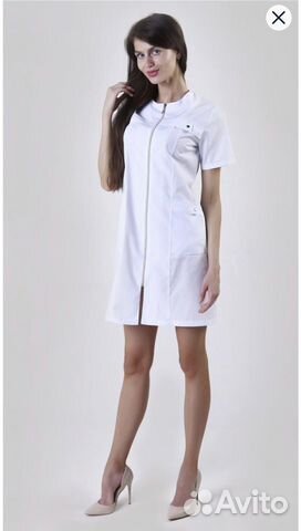 Белый медицинский халат