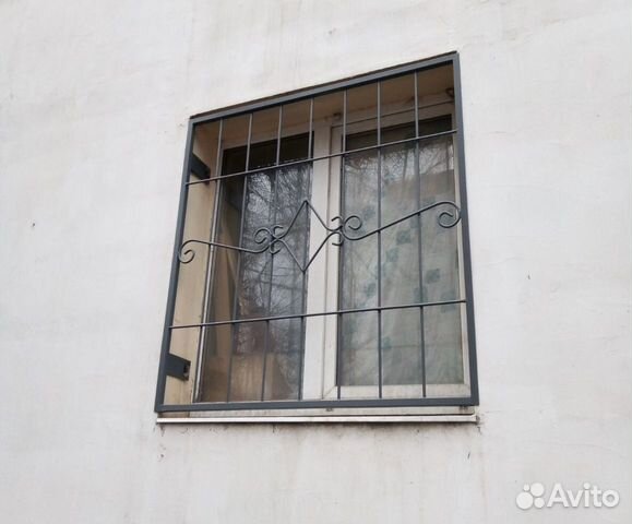 Решетки металлические на балконы и окна