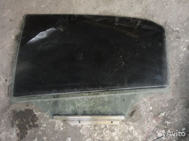 Стекло двери заднее левое Тойота Королла 150 Стекло двери заднее левое Тойота Королла 150