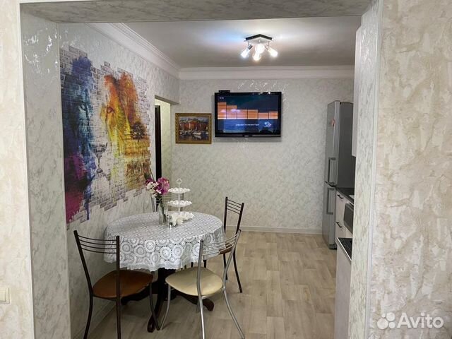 

2-к. квартира, 60 м², 1/2 эт.