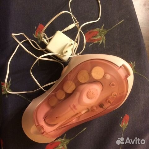 Маникюрный набор vitek 2201