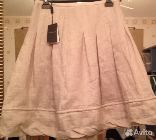 Юбка новая оригинал Armani натурал. лён 46 размер Юбка новая оригинал Armani натурал. лён 46 размер