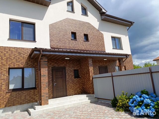 

3-к. таунхаус, 180 м²