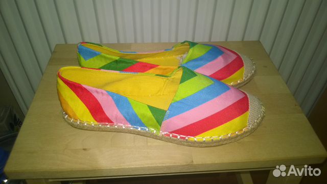 Новые эспадрильи (легкая летняя обувь) Новые эспадрильи (легкая летняя обувь)