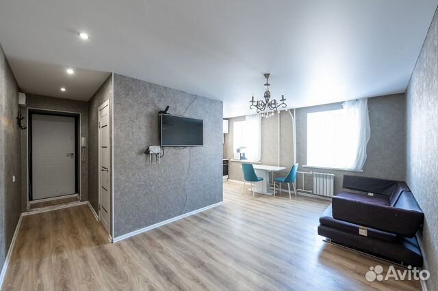 

2-к. квартира, 65 м², 2/10 эт.