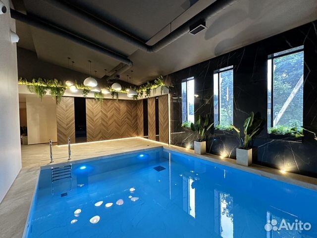 

10-к. и более коттедж, 700 м²