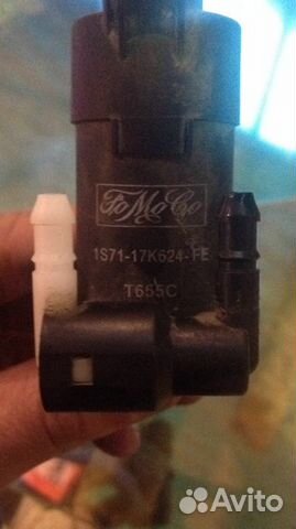 Моторчик стеклоомывателя форд/вольво 1355124