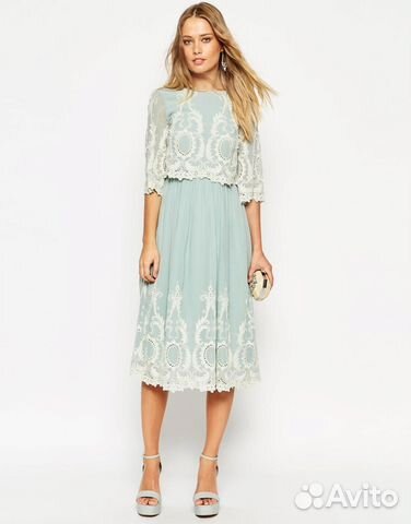 Двухслойное платье ASOS с контрастной вышивкой