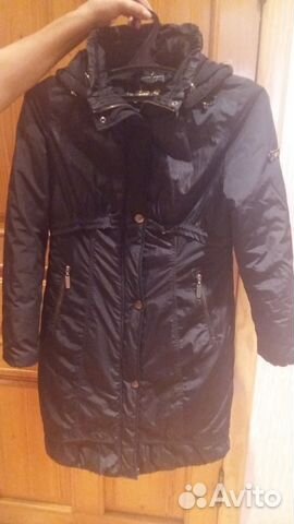 Продается пальто демисезонное б/у