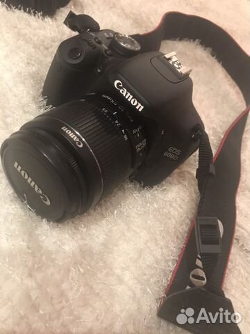Фотоаппарат зеркальный Canon EOS 600D