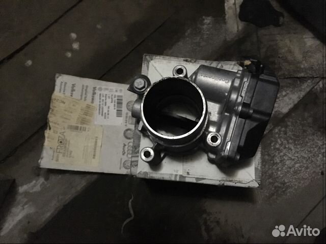Фольксваген тигуан дроссельная заслонка 03l128063l Фольксваген тигуан дроссельная заслонка 03l128063l