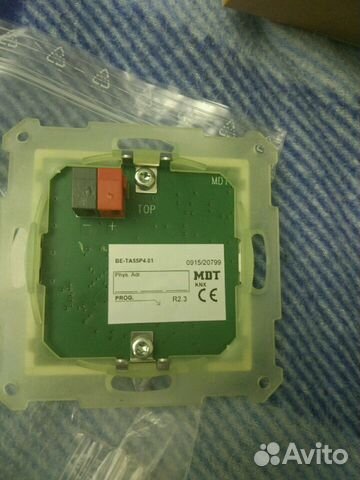 Выключатель 4 кл. KNX MDT BE-TA55P4. 01