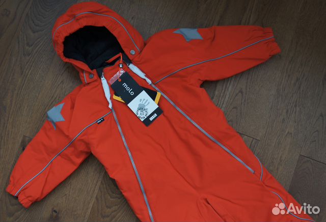 Новый Molo pyxis true red р-р 80