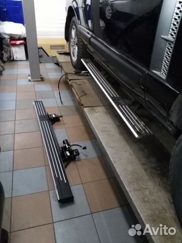 Выдвижные пороги подножки Range Rover Vogue