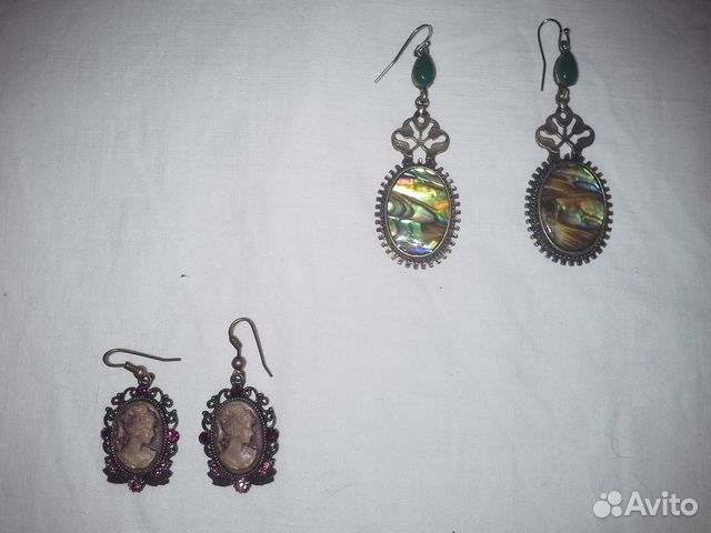 Янтарная винтажная брошь. Бижутерия Камея