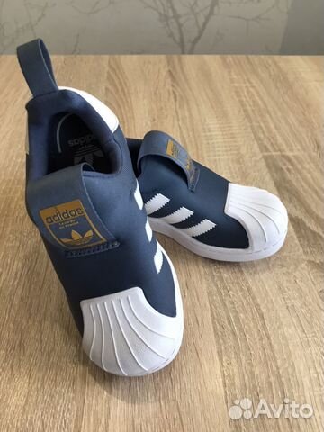 Кроссовки новые Adidas 28 размер Кроссовки новые Adidas 28 размер