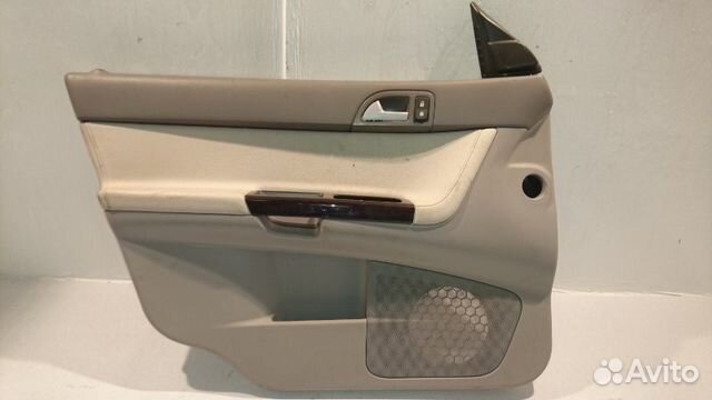 Обшивка двери передняя левая Volvo V50 2004-2012 Обшивка двери передняя левая Volvo V50 2004-2012