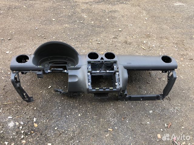 Торпедо Volkswagen Caddy 3 без airbag