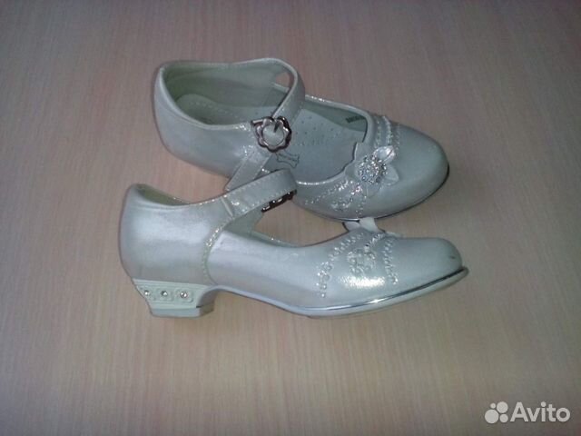 Туфли детские нарядные